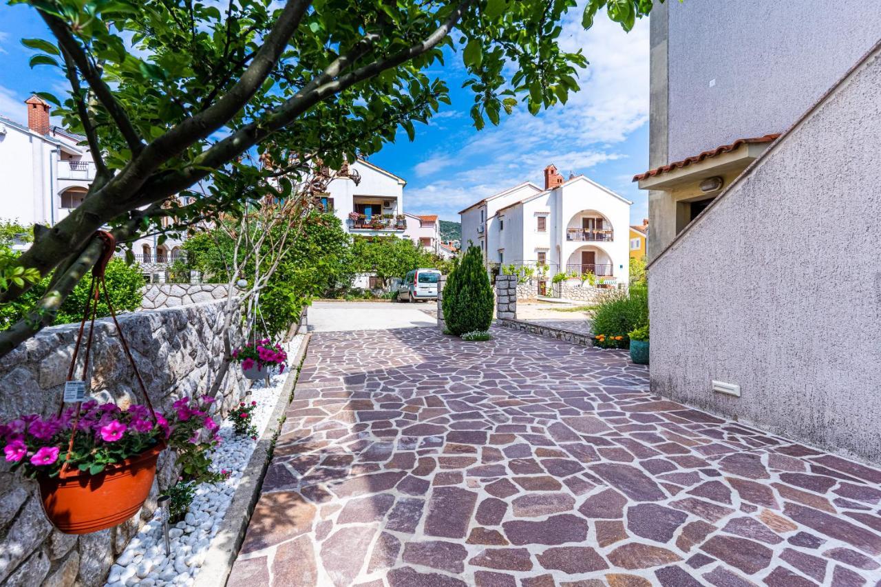 Apartments Ivanka Црес Экстерьер фото